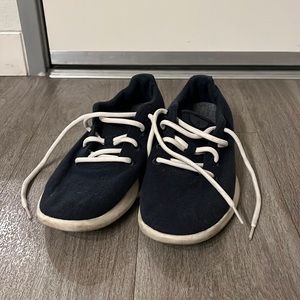 Navy blue, Men’s size 10, Allbirds wool runners shoes